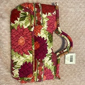 Ladies Vera Bradley bag, perfect for everyday or a picnic bag